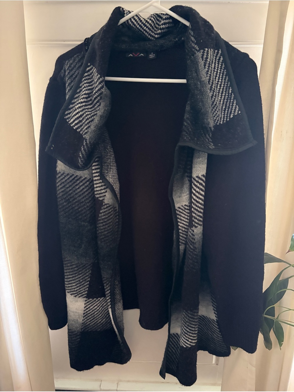 AVA Women’s Cardigan Mohair Blend Black and Grey Size M